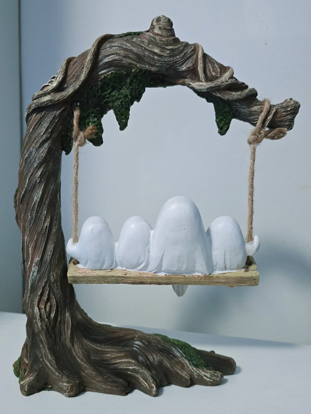 Sweet Street Ghosts on Swing Decor -Spooky cute - Picture 3 of 5